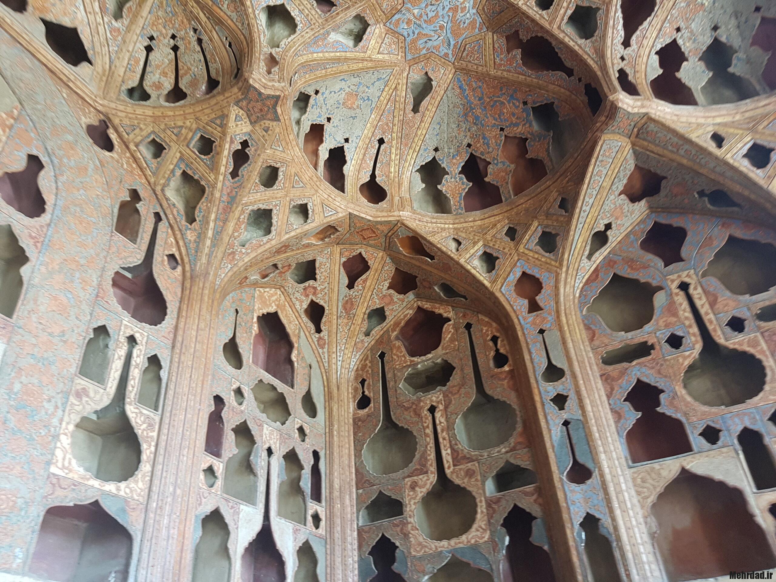 کاخ عالی قاپو-اصفهان